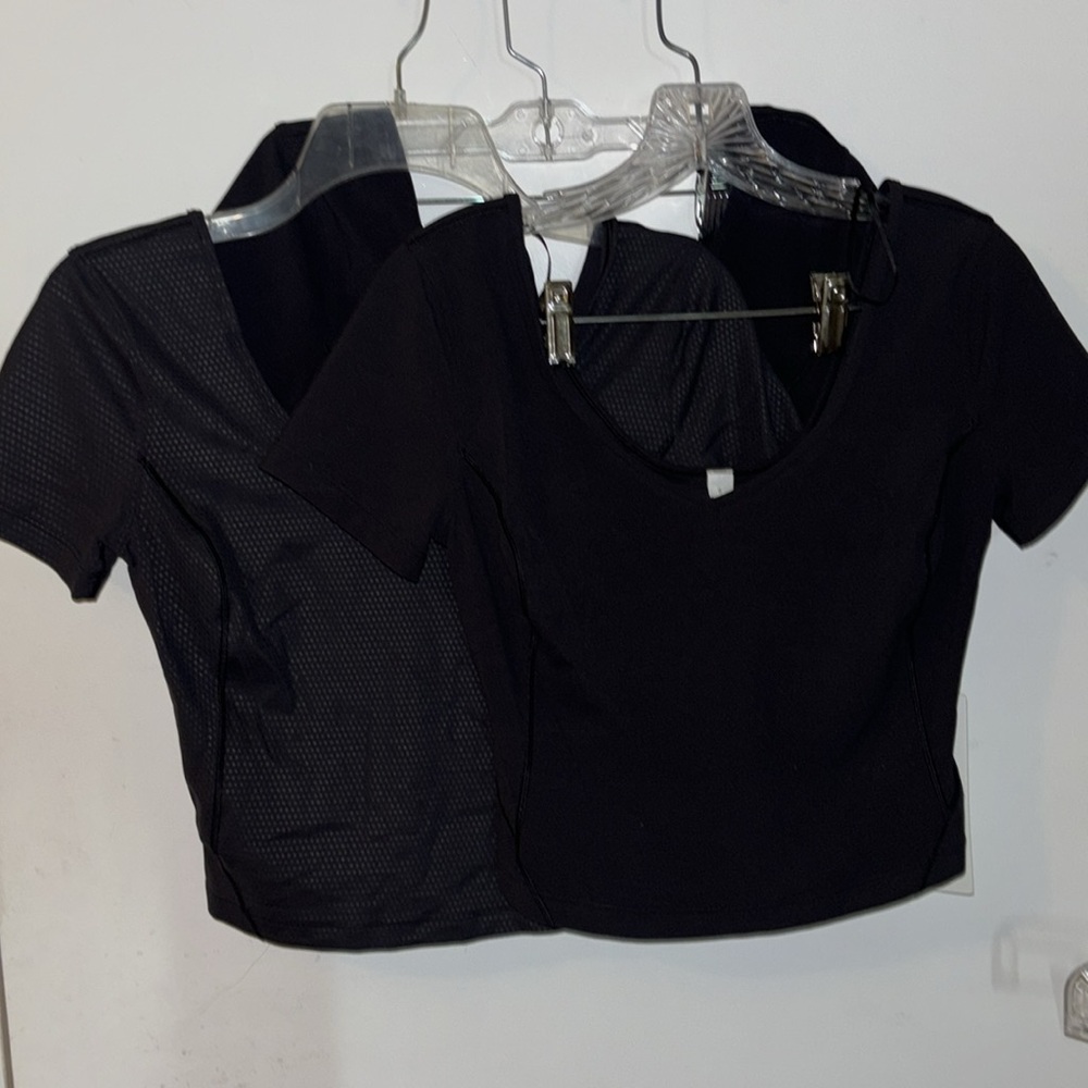 3 pack crop top lululemon, 1 new